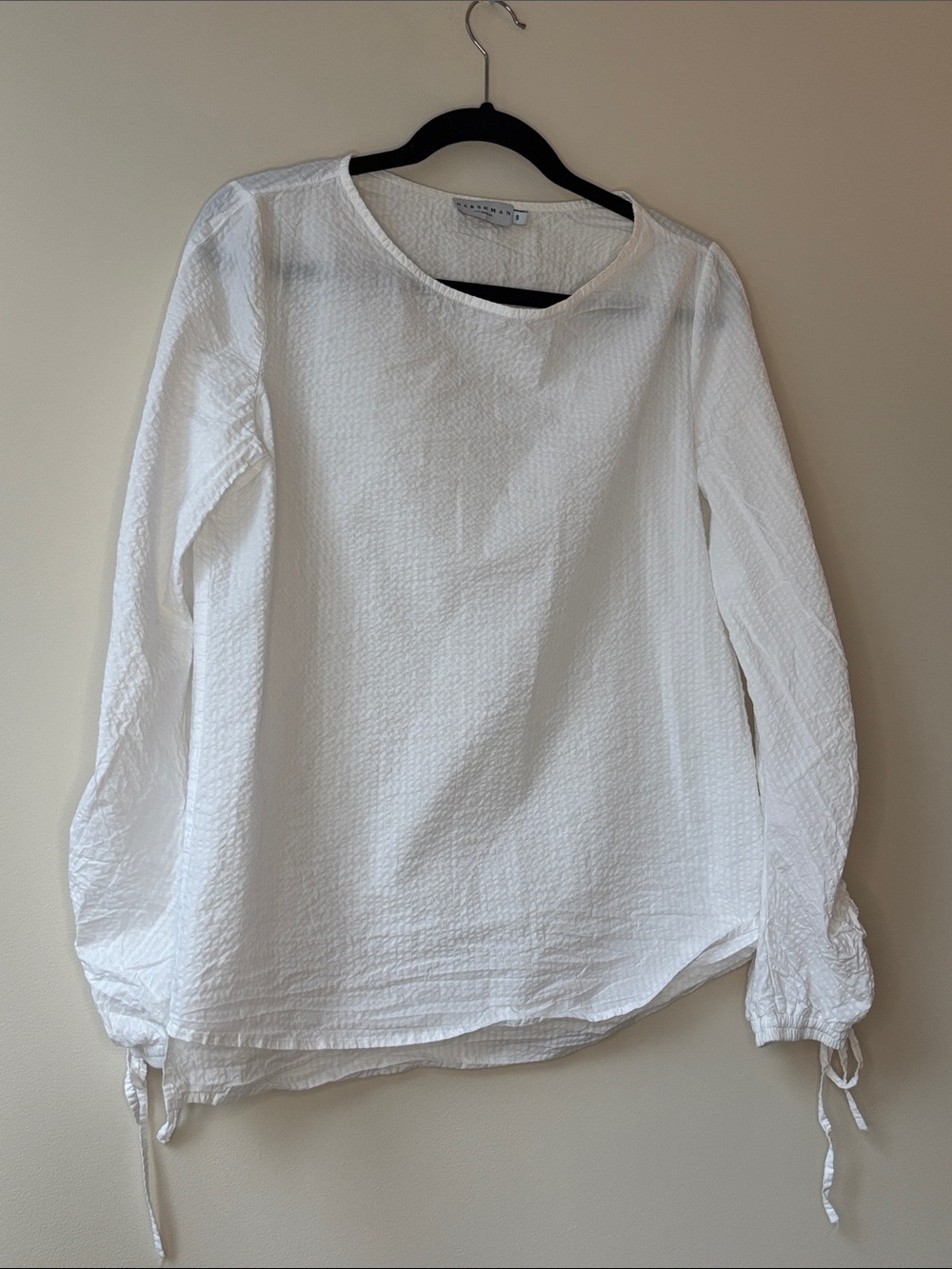 Textured White Long-Sleeve Blouse with Tie Cuffs - Picture 2 of 5